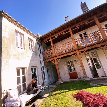 Mamers La Maison Des Ifs Terracotta מראה חיצוני תמונה
